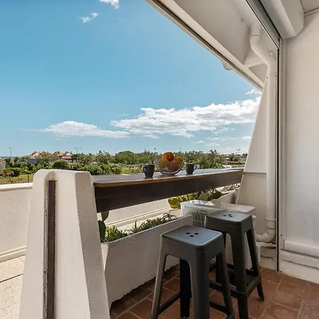 Cosmo Port Nature Coursives アパート