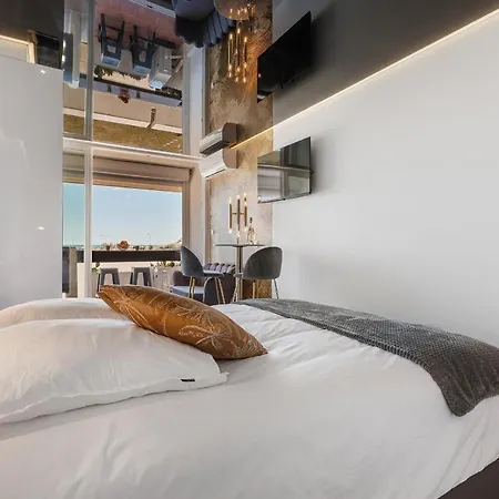Cosmo Port Nature Coursives Апартаменты *