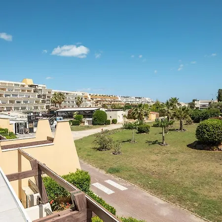 Apartment Cosmo Port Nature Coursives *