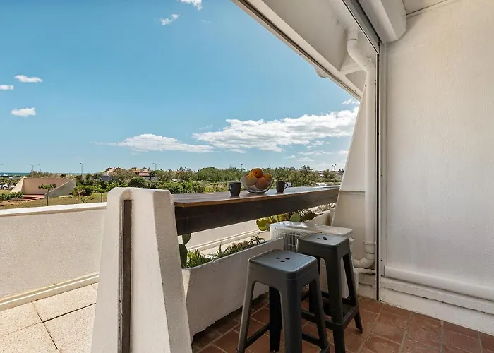 Cosmo Port Nature Coursives Apartamento